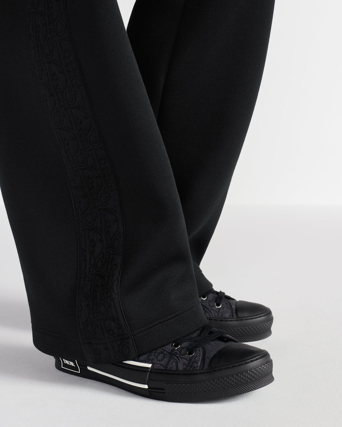 B23 League Low-Top Sneaker - Black - image 2