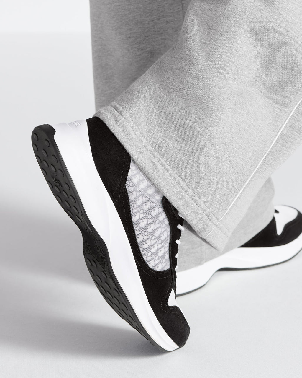 B25 Runner Sneaker - Black - image 3