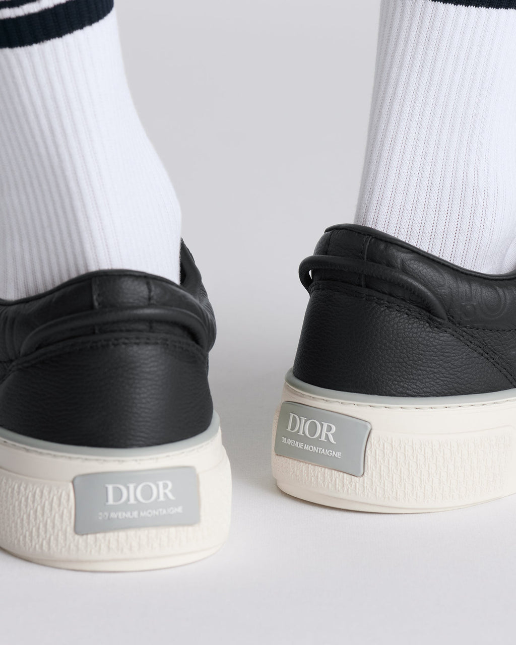 B33 Spin Sneaker - Black - image 3