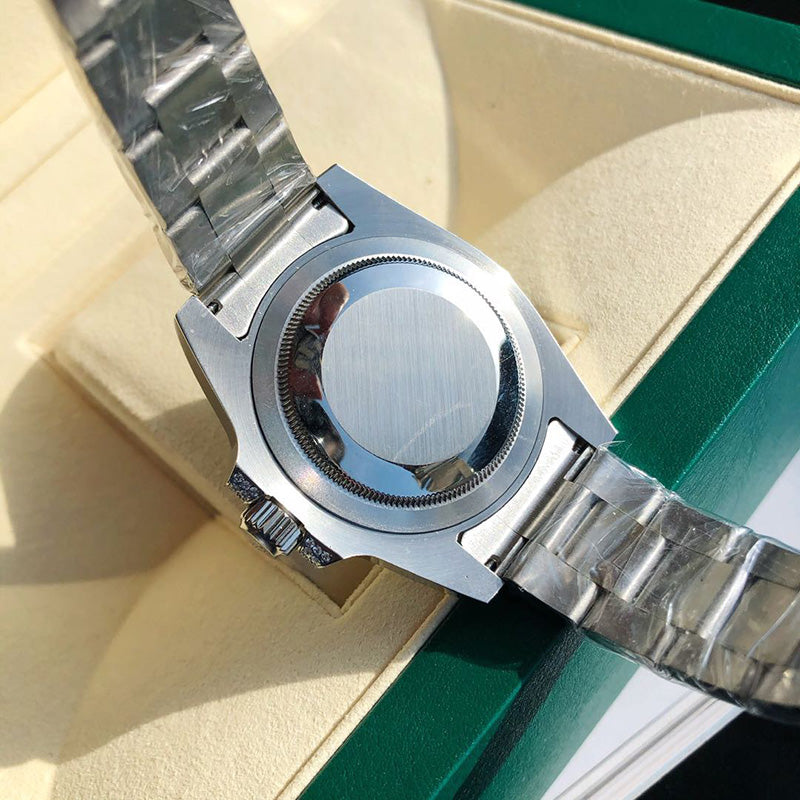 Custom Diamond Submariner Green Dial Mens Watch 116610LN 40MM 9